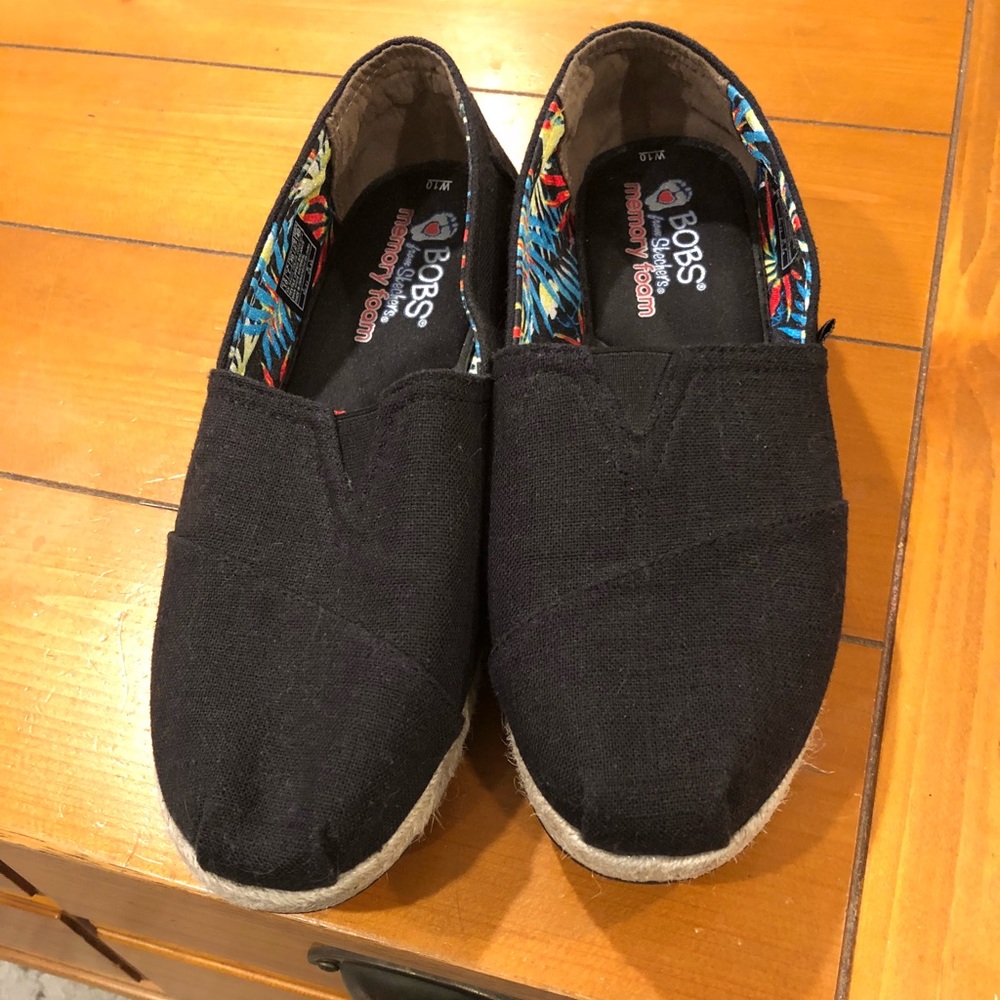 BOBS from Skechers Memory Foam 10w